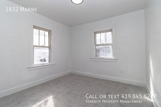 Building Photo - 1832 Marne-