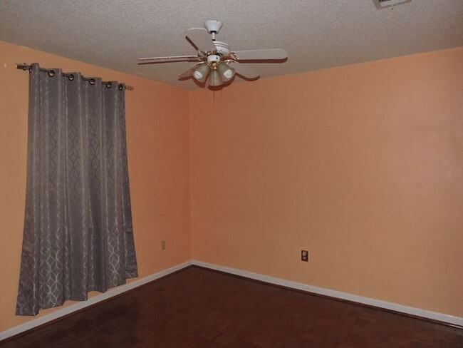 Building Photo - Great Home in Concord Estates