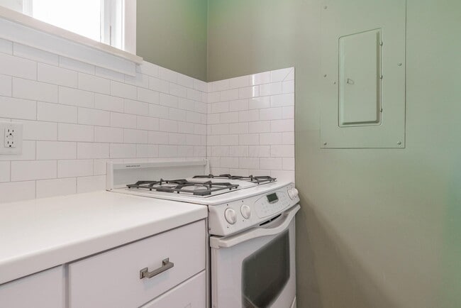 Building Photo - 88 Redbud Alley