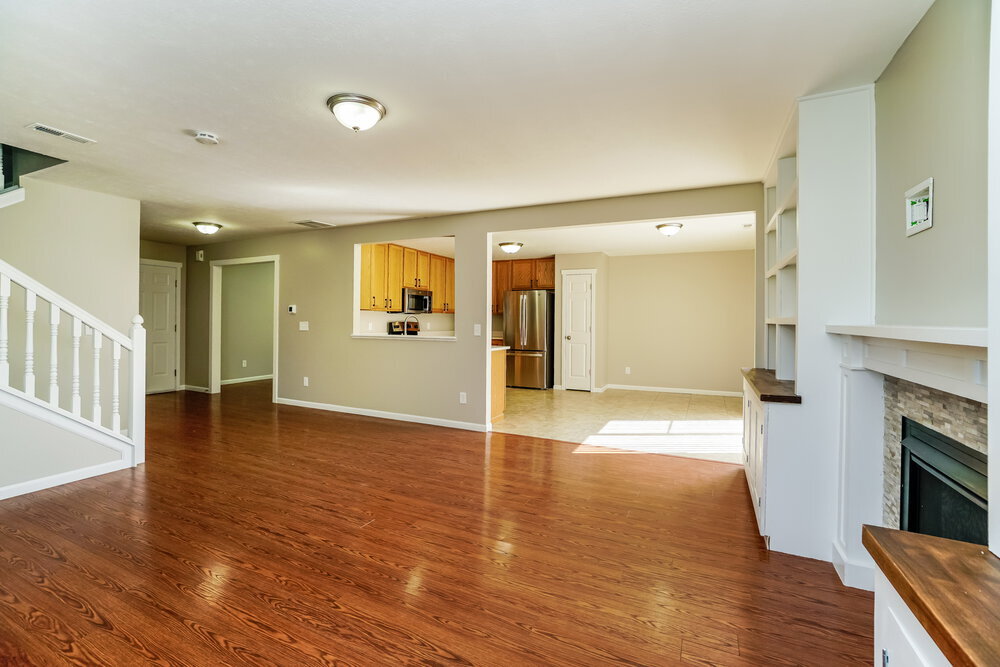 Building Photo - 6807 Willow Bloom Dr