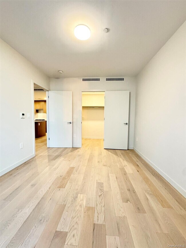 Building Photo - 131-02B 40th Rd