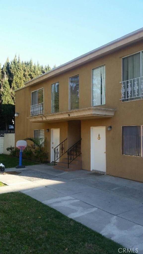 Building Photo - 7453 Franklin St