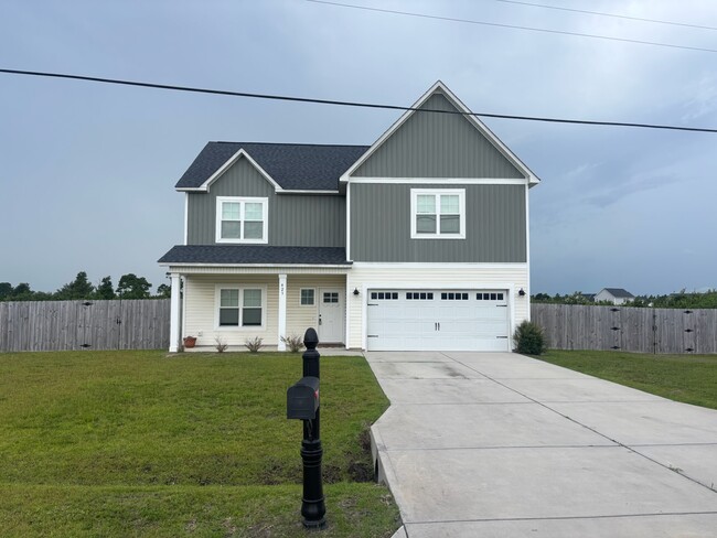 Primary Photo - 423 Elgin Rd