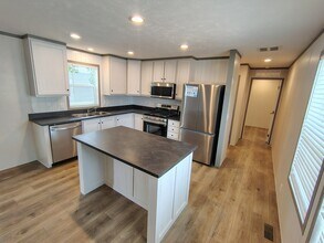 Building Photo - 5168 Champagne Dr