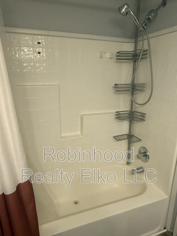 Building Photo - 300 Rustic Dr