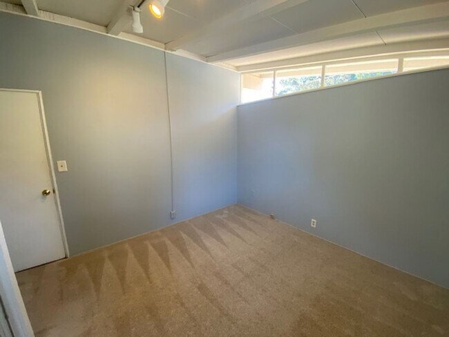 Building Photo - Pacific Grove Mid-Century Modern style home