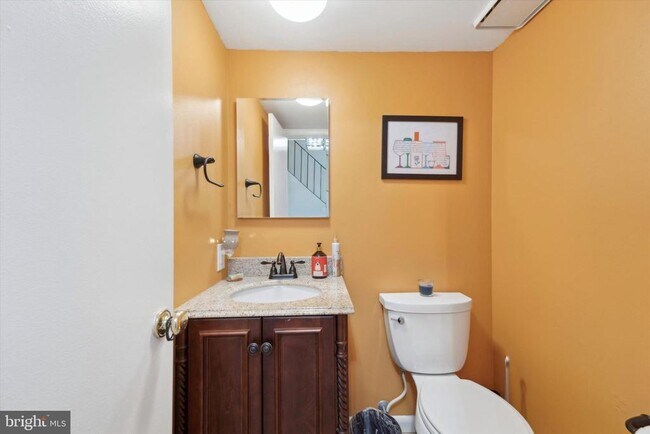 Building Photo - 77 Kanabe Dr