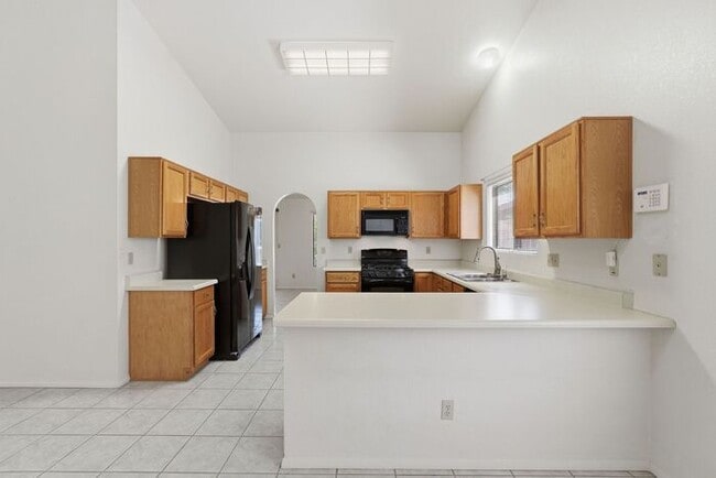 Building Photo - 8063 S New Abbey Dr