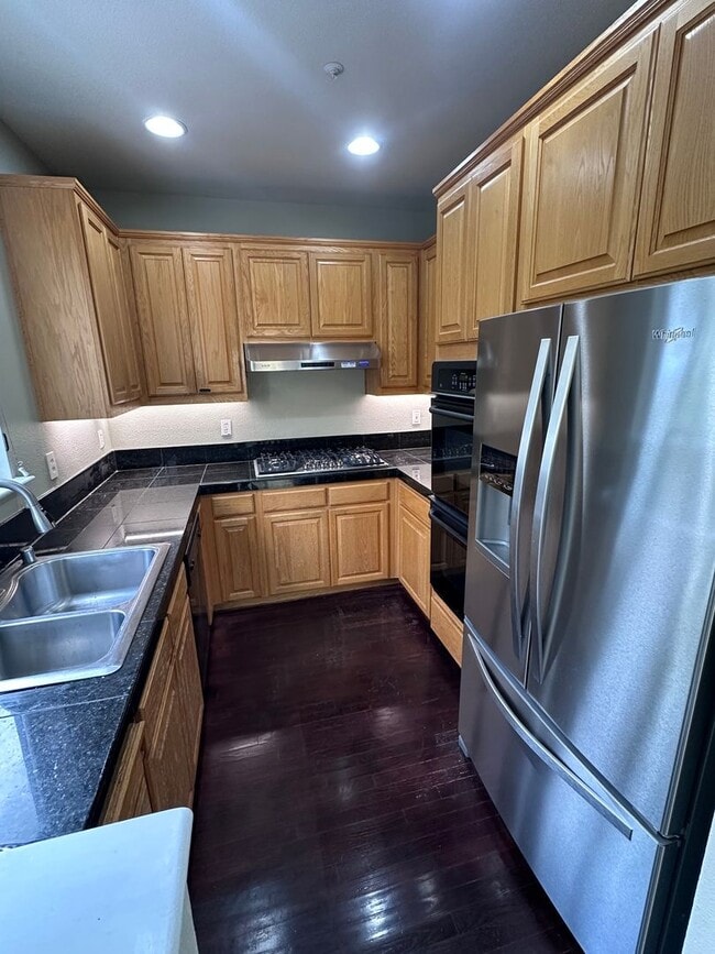 Building Photo - $5,500/month – Spacious Daly City Home for Rent