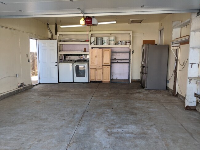 Building Photo - 2654 Olivestone Way