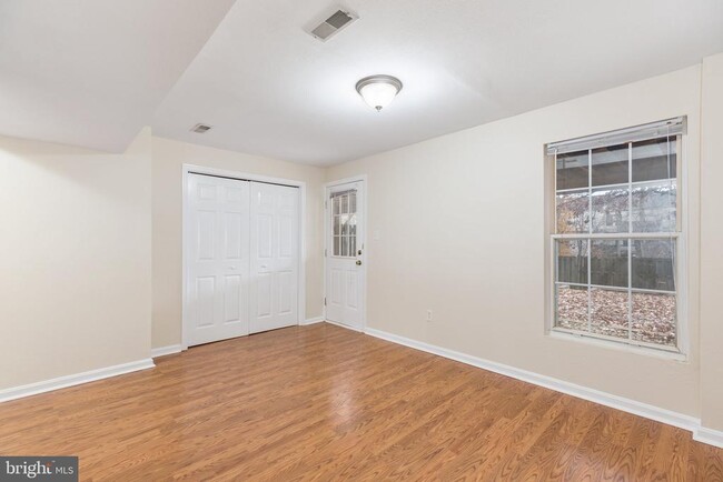 Building Photo - 4302 Cider Barrel Ct