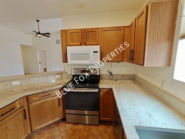 Building Photo - 1292 Paseo Luna Blanca
