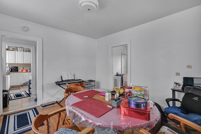 Building Photo - 68 Sheldon Terrace