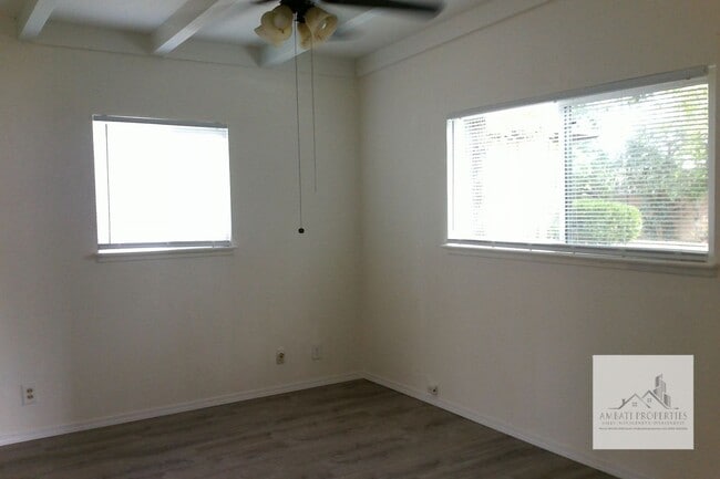 Building Photo - Beautiful 3 Bedroom 2.75 Bath Home in Harlan Ranch!