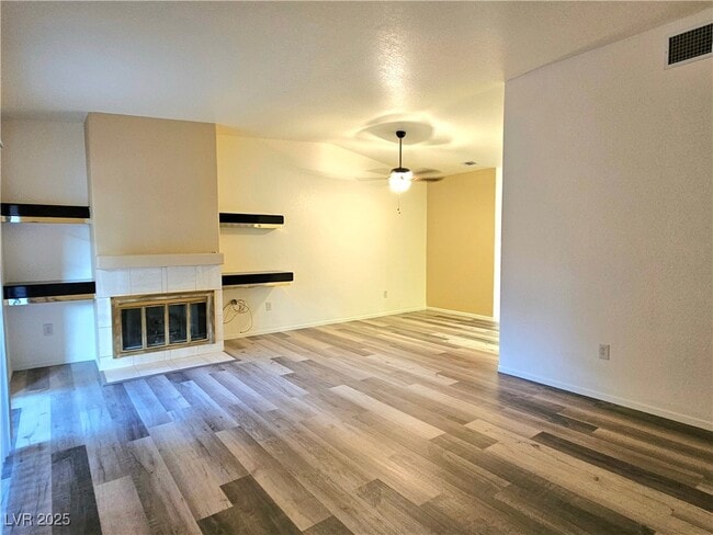 Building Photo - 2851 S Valley View Blvd