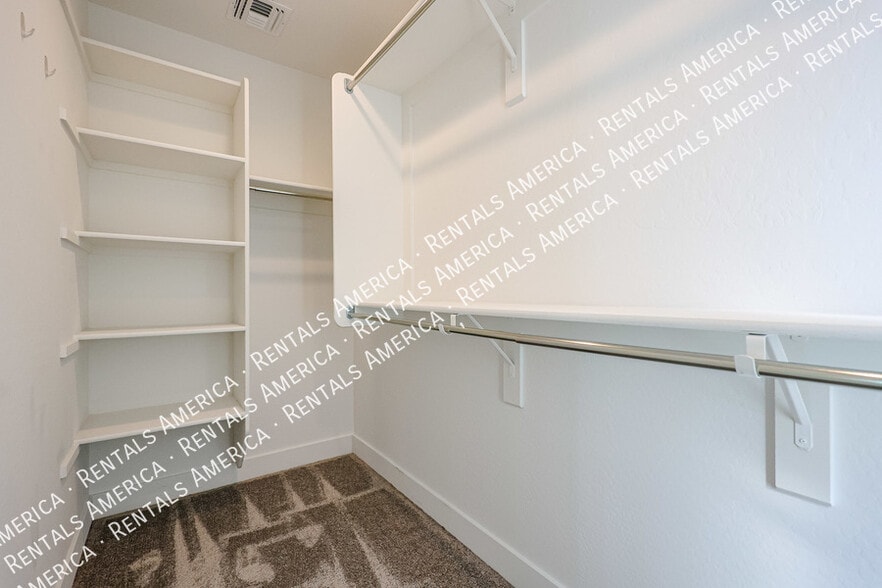 Building Photo - 1656 S 83rd Way