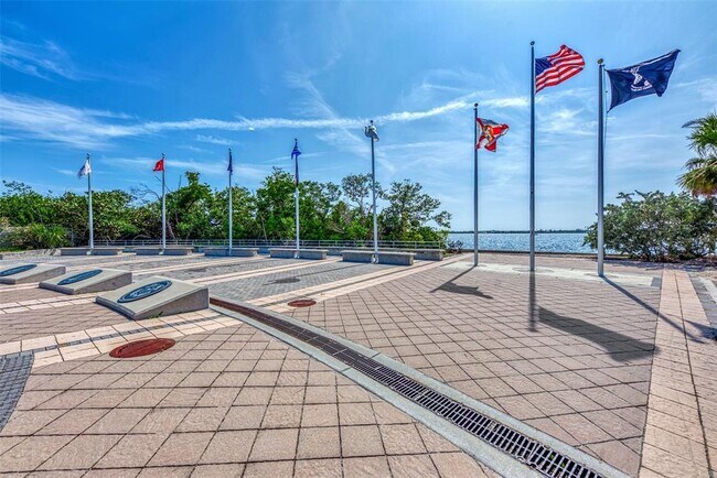 Building Photo - 2400 N Beach Rd