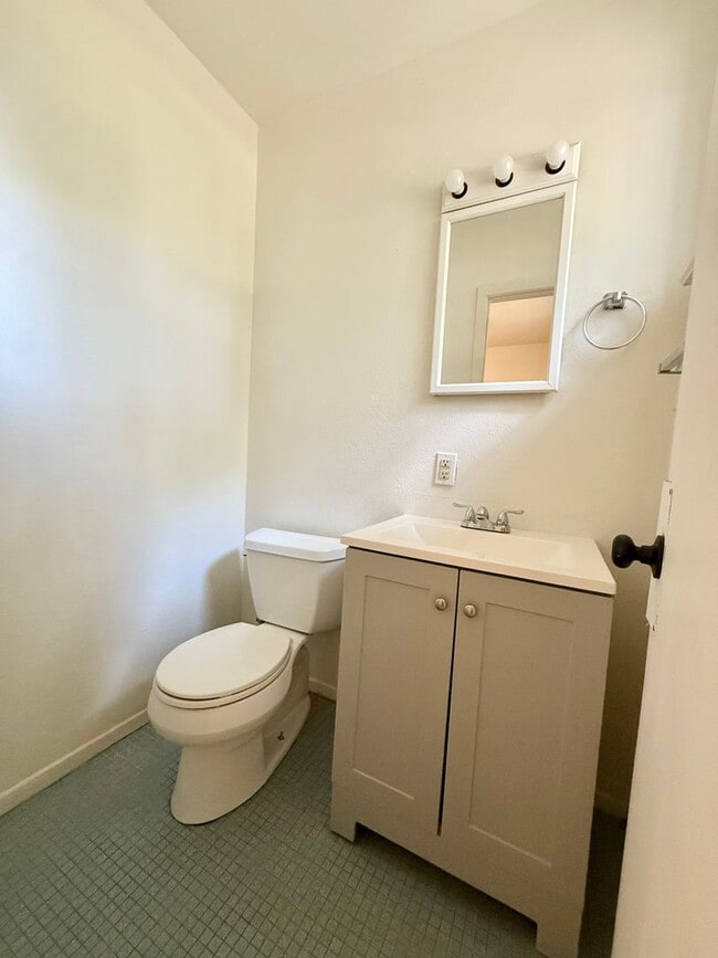 Building Photo - Home for Lease