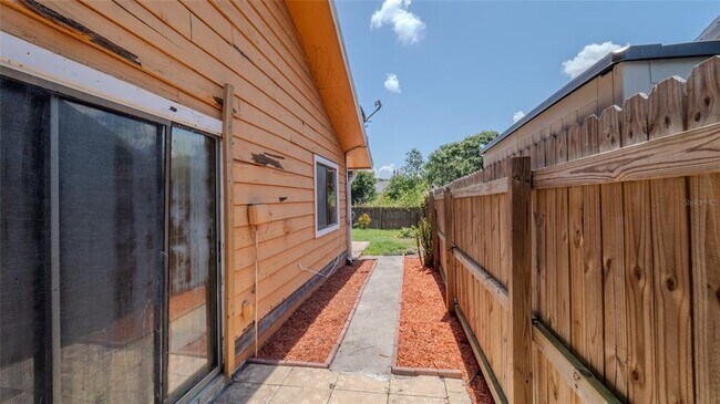 Building Photo - 1787 Needles Ln W