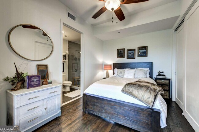 Building Photo - 1820 Peachtree St NW