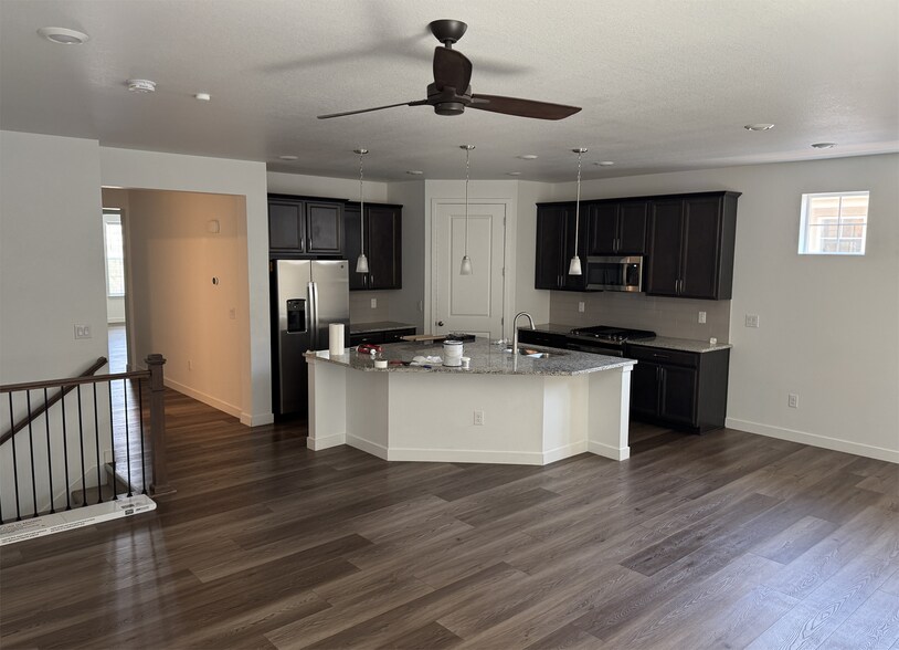 Building Photo - 8343 S Cody Way