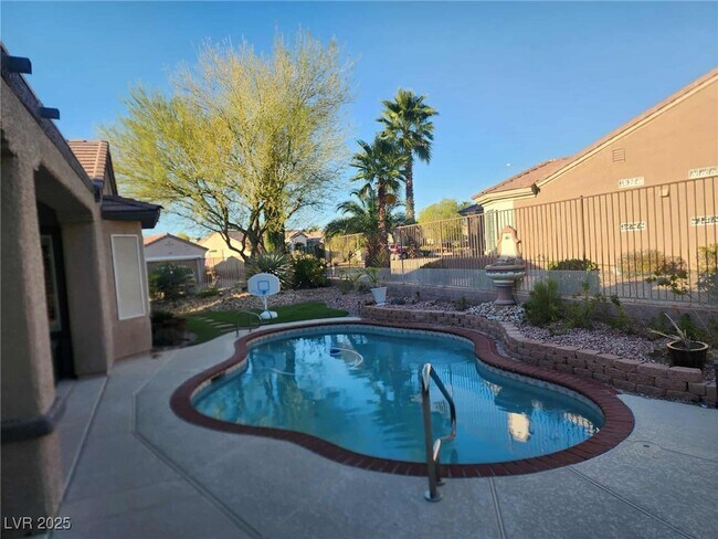 Building Photo - 2934 Maffie St