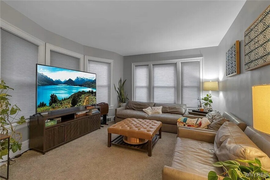 Building Photo - 580 Potomac Ave