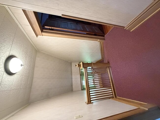 Building Photo - 201 S 1st St