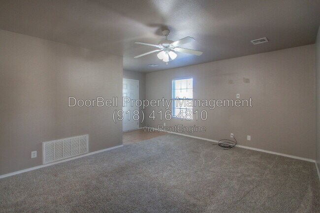 Building Photo - 5717 N 34th St