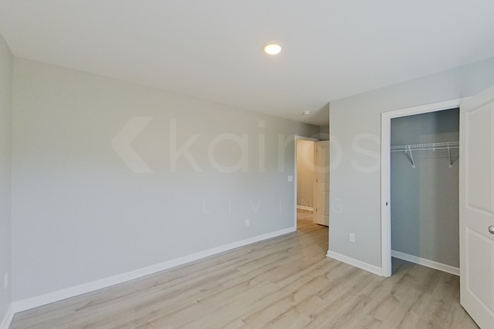 Building Photo - 656 June St