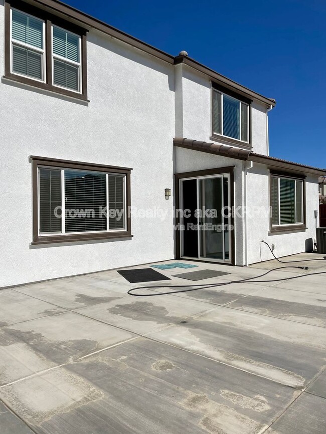 Building Photo - 6425 Dan Havicus Dr