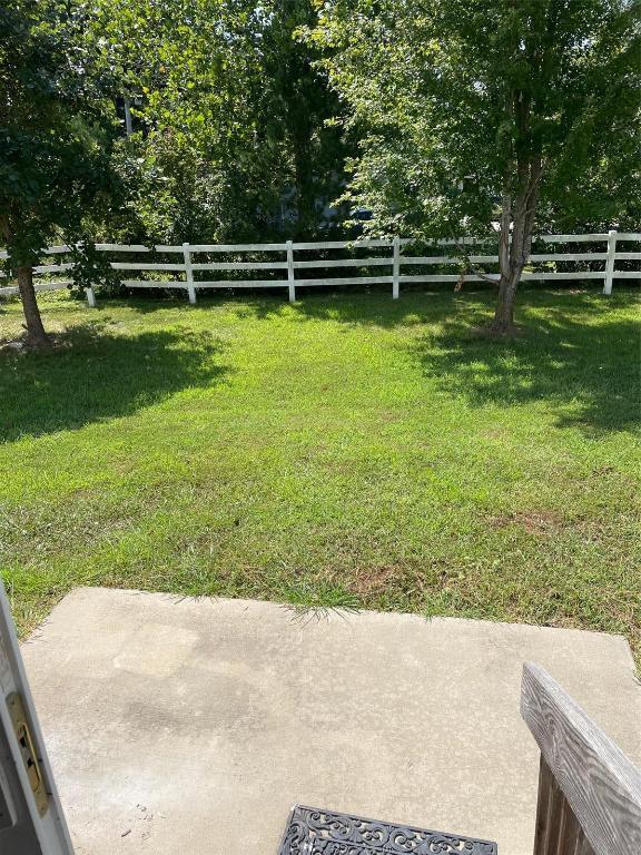 Building Photo - 30 Chesterfield Ct