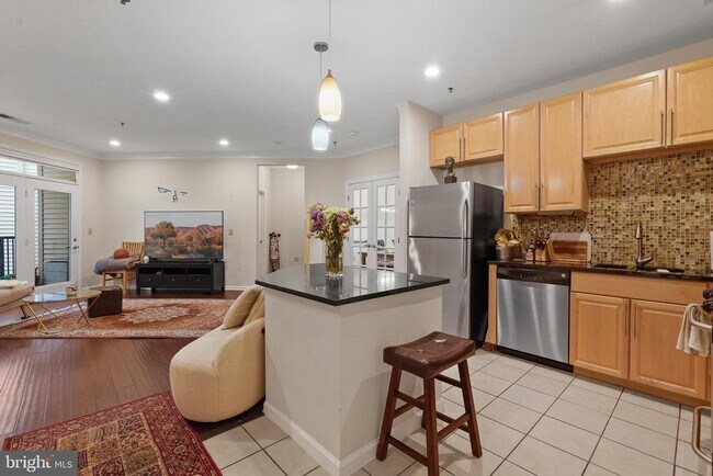 Building Photo - 1201 East-West Hwy