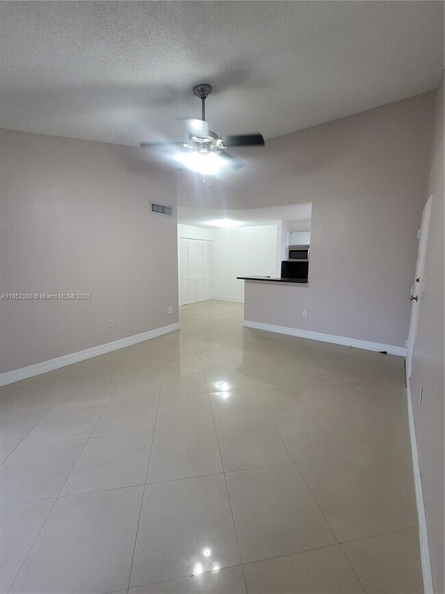Building Photo - 15610 SW 80th St