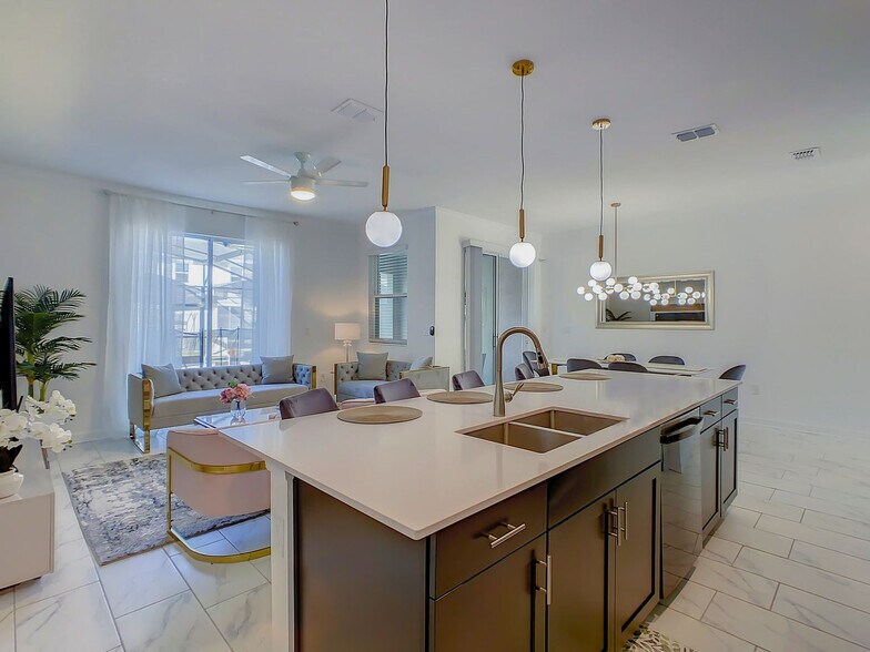 Building Photo - 3000 Protagonist St