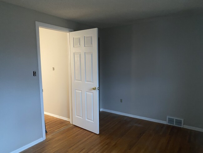 Bedroom - 1 - 251 Argus Dr