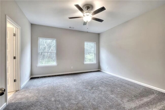 Building Photo - Beautiful NEW home in Cartersville!  Move ...
