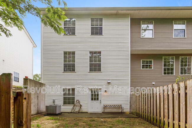 Building Photo - 107 Timber Ridge Dr