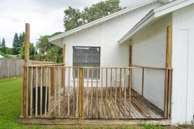 Building Photo - Southwest Winter Haven