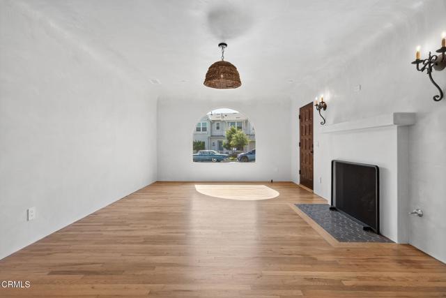 Building Photo - 622 S Evergreen Dr