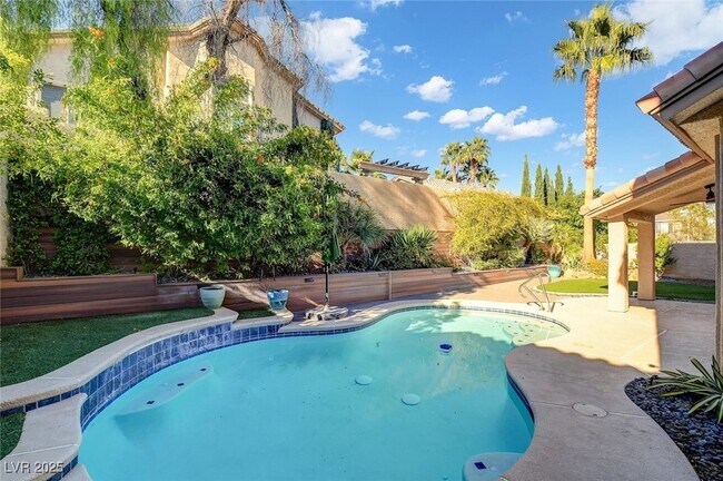 Building Photo - 9704 Cameo Rose Ln