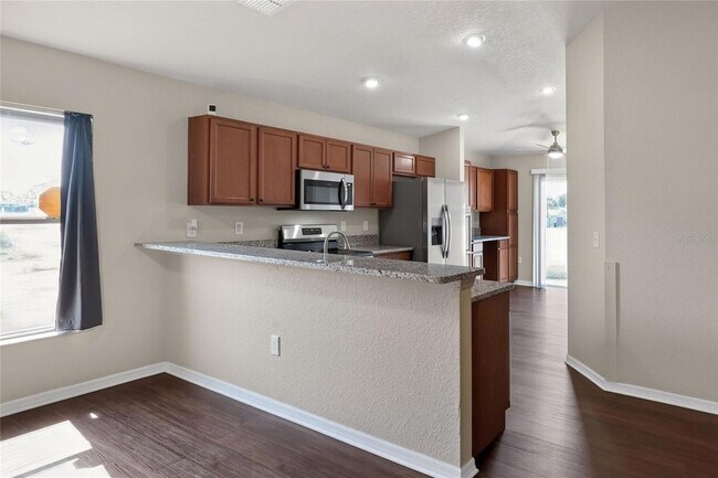 Building Photo - 780 Overlook Grove Dr