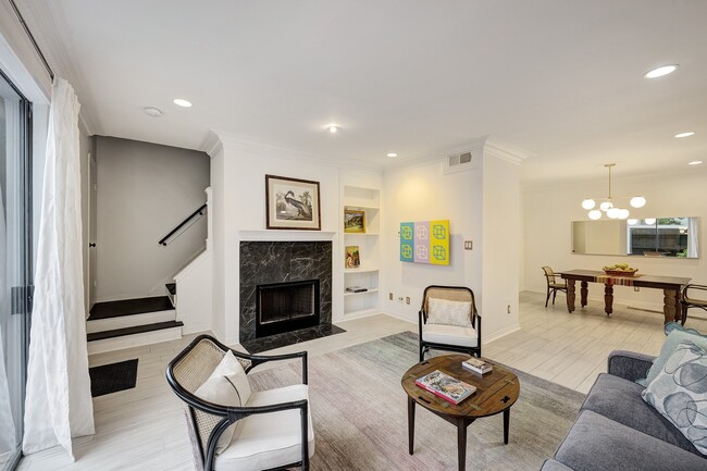 Building Photo - 1201 McDuffie St