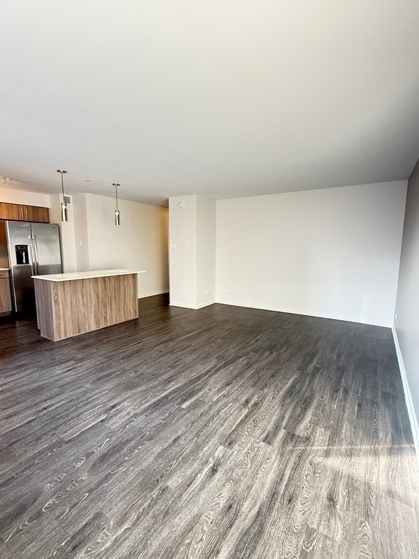 Building Photo - 1511 S Laflin St