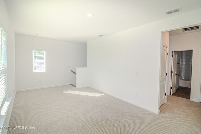 Building Photo - 483 Stargaze Ln