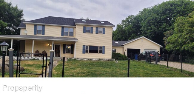 Primary Photo - 7 br, 4.5 bath House - 2296 Tower Drive