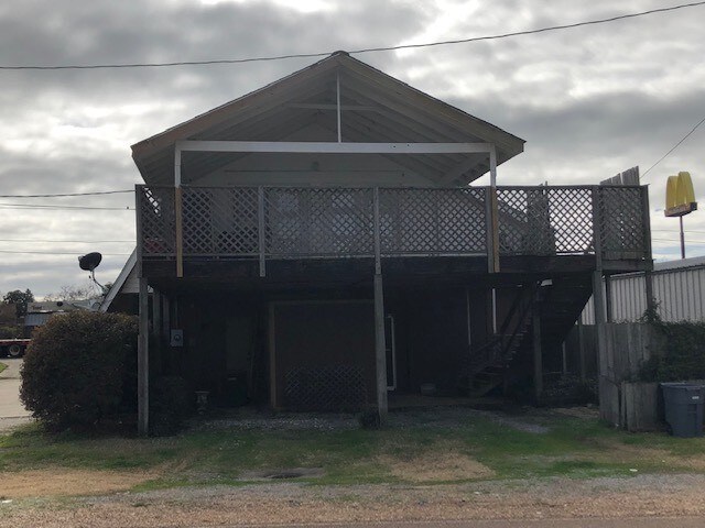 Primary Photo - 1507 Carter St