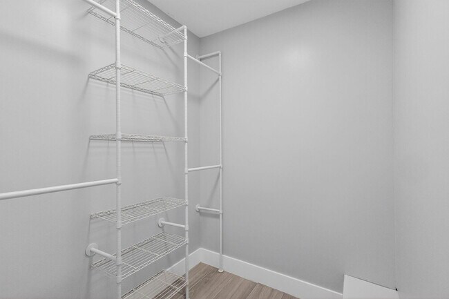 Building Photo - 183 Charter Way