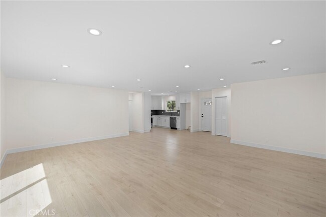Building Photo - 16734 Tribune St