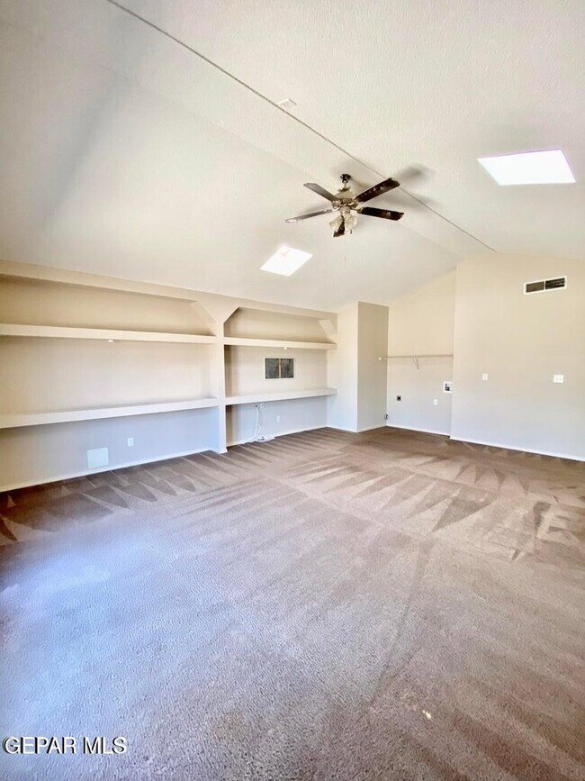Building Photo - 11793 Jim Webb Dr
